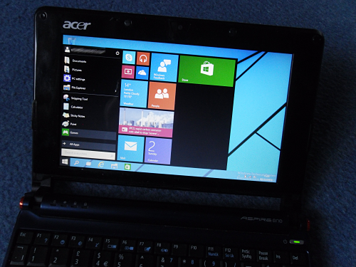 Windows 10 Technical Preview Running On A 1GB Atom Based Acer Netbook